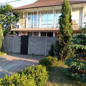 Дом отдыха Таунхаус 99, Петропавловская Борщаговка